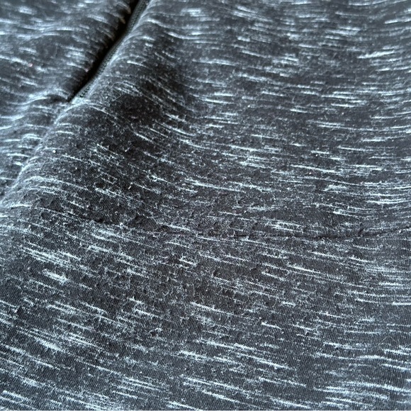 Sam Edelman Heather Grey Zipper Skirt size 2 - Picture 9 of 9